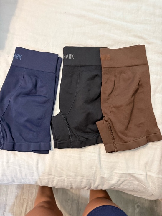 Gymshark Other - Gymshark Kids Seamless Bike Shorts - Navy, Black, Brown